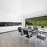 Casa Avo Da Pedra, By Op