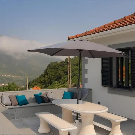 Casa Avo Da Pedra, By Op Holiday home