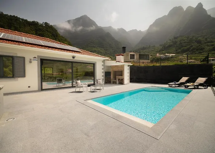 Casa Avo Da Pedra, By Op * Sao Vicente (Madeira)